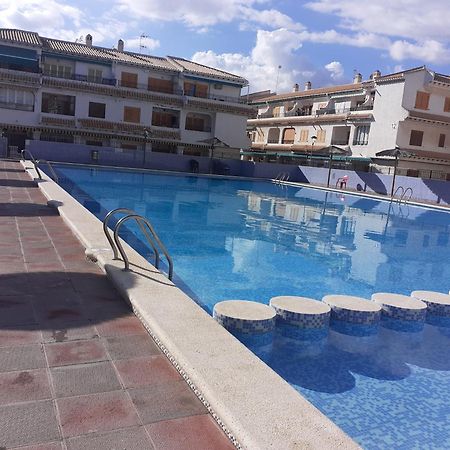 Apartamento Santa Pola, En Playa Del Tamarit Con Piscina. Luaran gambar