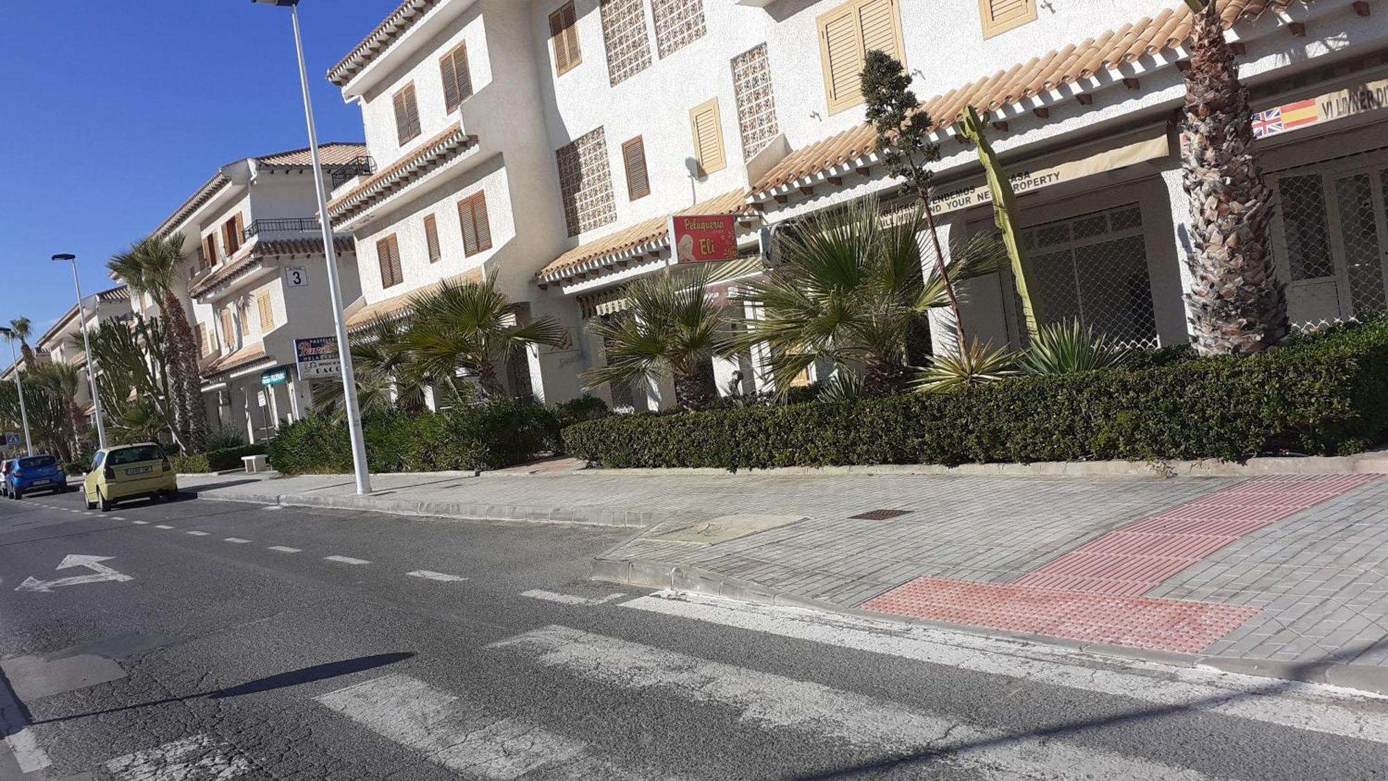 Apartamento Santa Pola, En Playa Del Tamarit Con Piscina. Luaran gambar