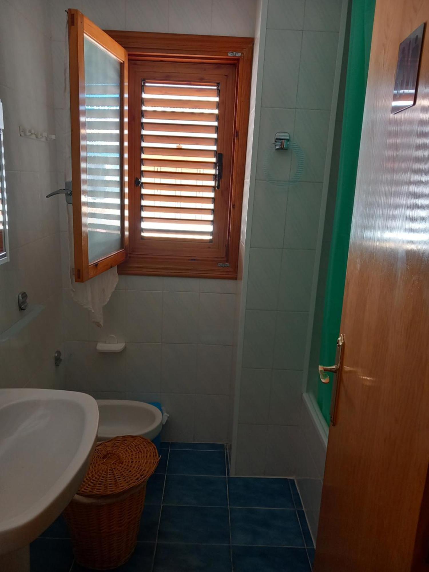 Apartamento Santa Pola, En Playa Del Tamarit Con Piscina. Luaran gambar