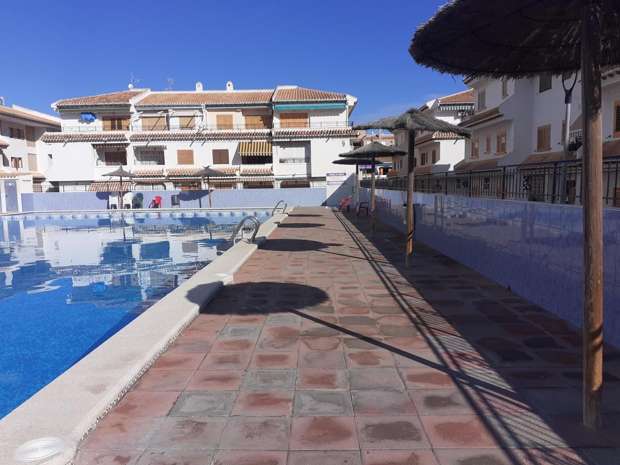 Apartamento Santa Pola, En Playa Del Tamarit Con Piscina. Luaran gambar